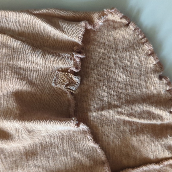 EUC We the Free distress T-shirt Small - Picture 7 of 12